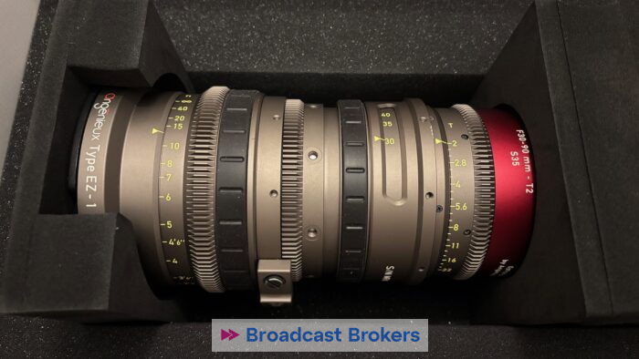 Angenieux EZ.1 30-90mm S35 + FullFrame -feet - Image 2
