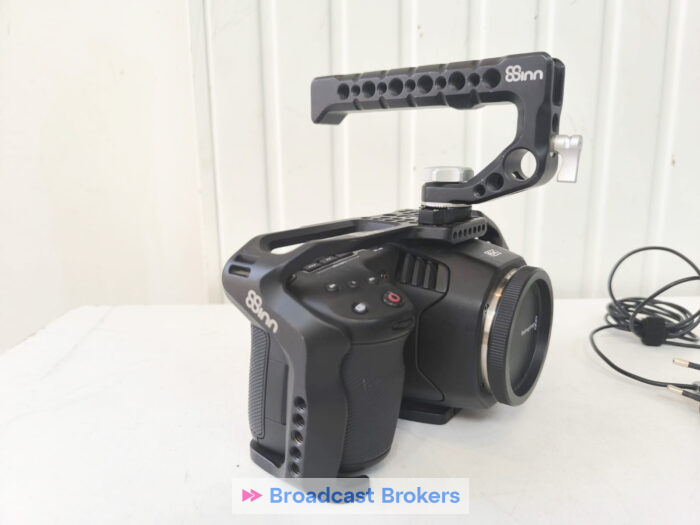 Blackmagic Design POCKET CINEMA CAMERA 6K EF - Image 5
