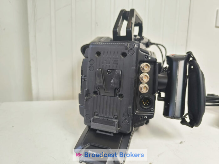 Blackmagic Design URSA MINI PRO 4.6K G2 EF - Image 8