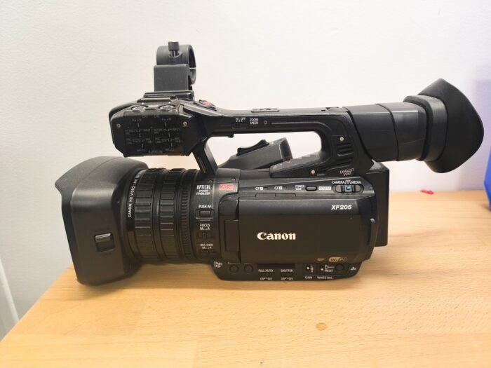 CANON XF205