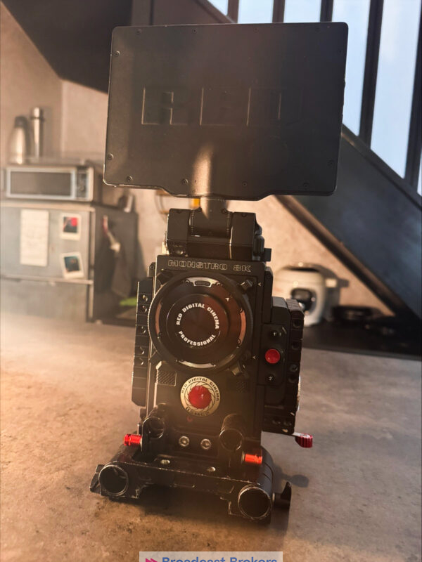 RED MONSTRO 8K VV PL DSMC2