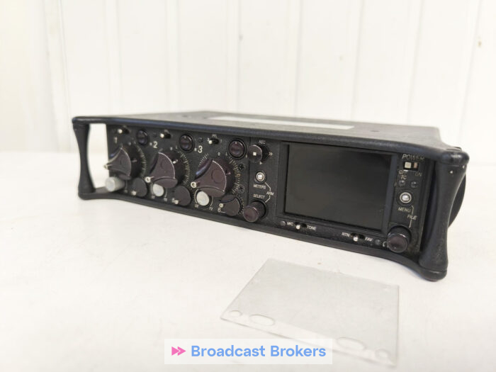SOUND DEVICES 633 portable stereo audio mixer