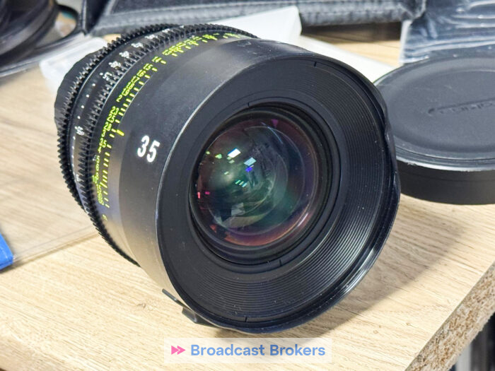 TOKINA VISTA 35mm PL 03