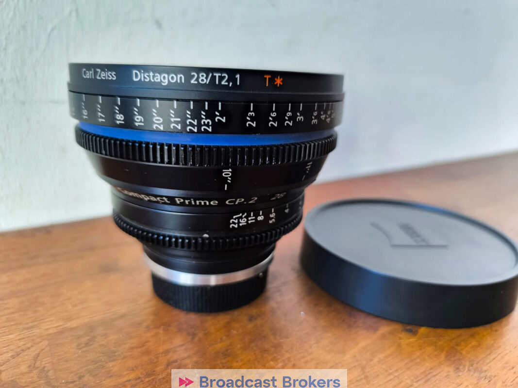 ZEISS CP2 CP.2 DISTAGON 28 T.1 prime PL EF