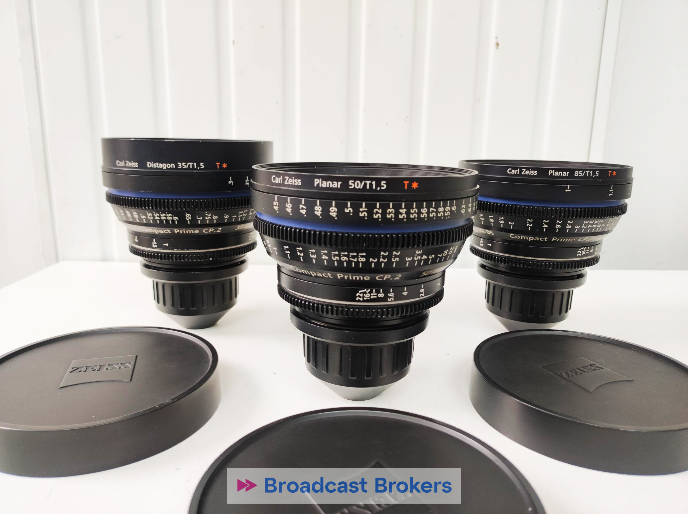 ZEISS CP2 SUPER-SPEED PL 35-50-85mm T1.5 Metric 01 Zeiss CP2 Super Speed T1.5 : 35,50,85mm PL+EF feet - Image 1