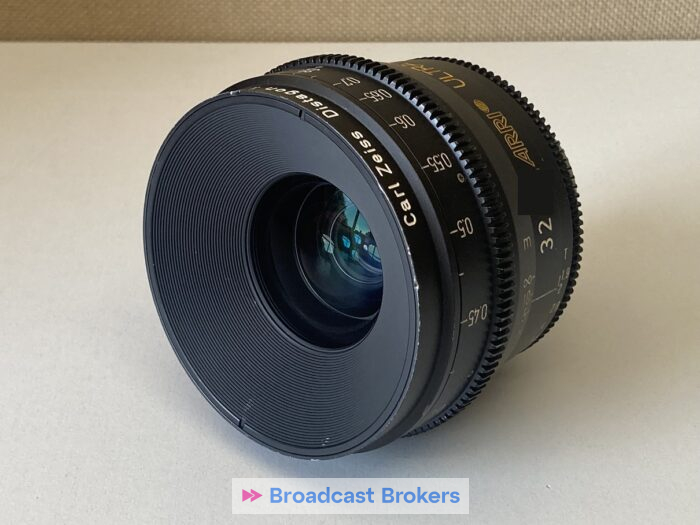 ARRI ULTRA PRIME x8: 16-20-24-32-40-50-65-85mm metric - Image 9